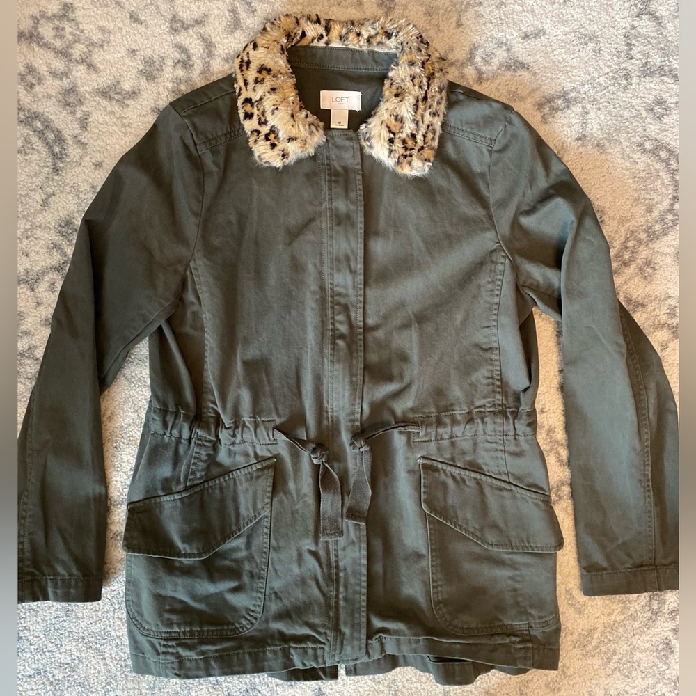 LOFT Women’s Leopard Print Faux Fur Collar Anorak Utility Jacket Size Medium